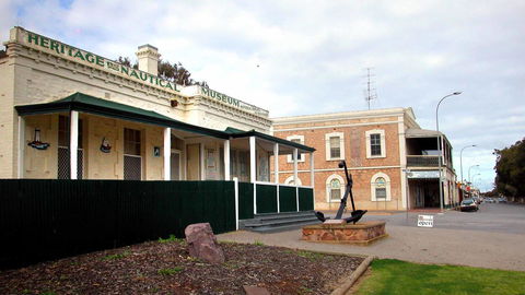 Wallaroo Holiday Park - Lightning Ridge Tourism 5