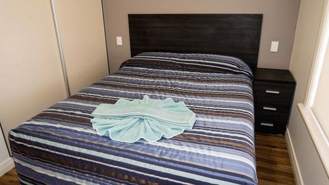 Wallaroo Holiday Park - Lightning Ridge Tourism 29