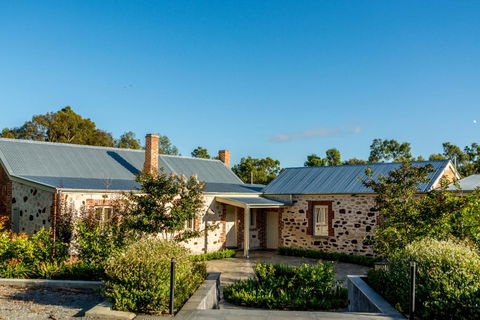 OXENBERRY FARM - Lightning Ridge Tourism 2