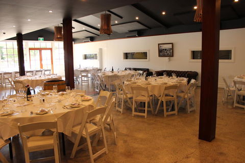 OXENBERRY FARM - Lightning Ridge Tourism 11