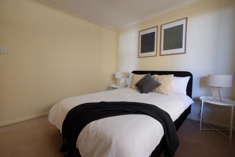 Ochre Point Beach House On Moana Seafront - Lightning Ridge Tourism 14