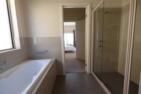 Ochre Point Beach House On Moana Seafront - Lightning Ridge Tourism 12