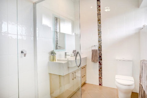 Limani Motel - Lightning Ridge Tourism 44