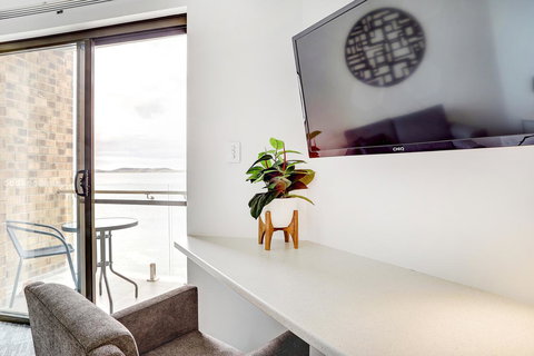 Limani Motel - Lightning Ridge Tourism 26