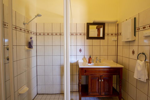 City Centre Motel Hotel - Lightning Ridge Tourism 33