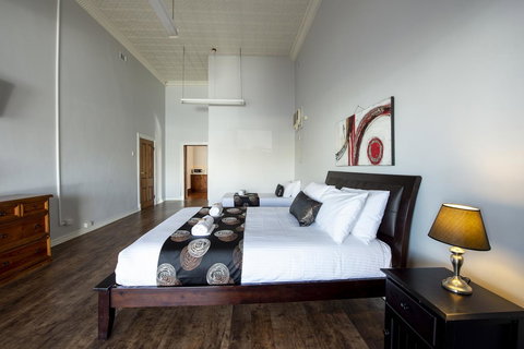 City Centre Motel Hotel - Lightning Ridge Tourism 6