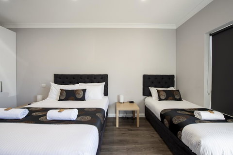 City Centre Motel Hotel - Lightning Ridge Tourism 19