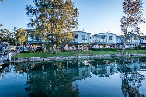 Jervis Bay Holiday Park - Lightning Ridge Tourism 0
