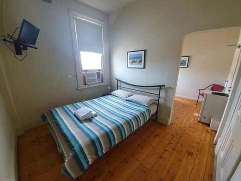 Pier Hotel Port Lincoln - Lightning Ridge Tourism 18