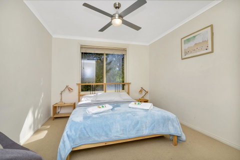 The Lighthouse - Port Willunga - C21 SouthCoast Holidays - Lightning Ridge Tourism 10