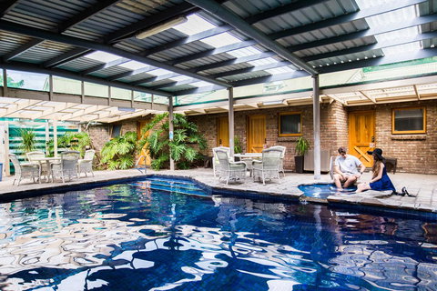 The Lodge By Manna - Lightning Ridge Tourism 12