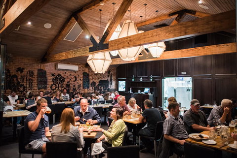 The Lodge By Manna - Lightning Ridge Tourism 17