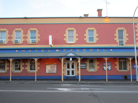 Nightcap At Federal Hotel Mt Gambier - Lightning Ridge Tourism 20