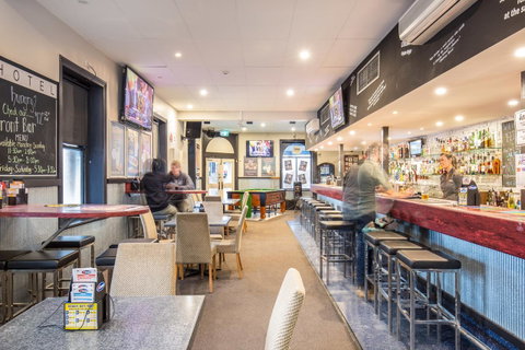 Nightcap At Federal Hotel Mt Gambier - Lightning Ridge Tourism 7