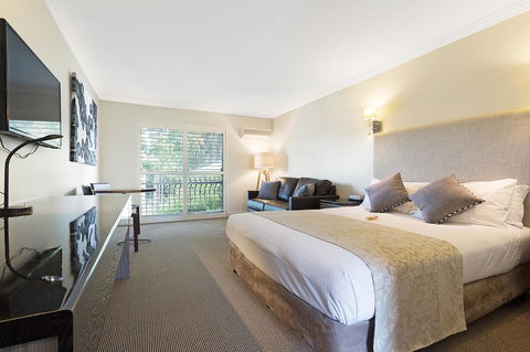 Lincoln Downs Resort Batemans Bay - Lightning Ridge Tourism 2