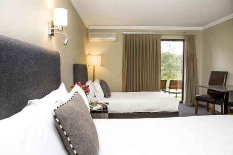 Lincoln Downs Resort Batemans Bay - Lightning Ridge Tourism 6