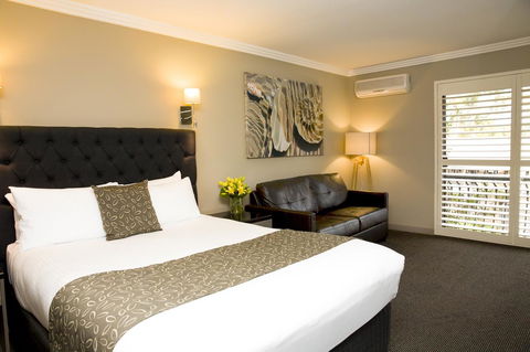 Lincoln Downs Resort Batemans Bay - Lightning Ridge Tourism 15