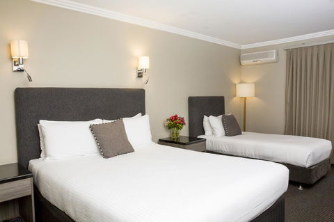 Lincoln Downs Resort Batemans Bay - Lightning Ridge Tourism 5