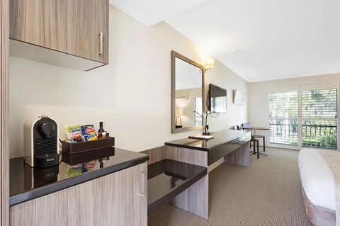 Lincoln Downs Resort Batemans Bay - Lightning Ridge Tourism 3