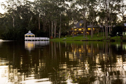 Lincoln Downs Resort Batemans Bay - Lightning Ridge Tourism 0