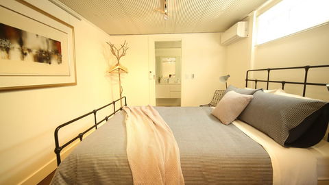Irongate Studio B&B - Lightning Ridge Tourism 14