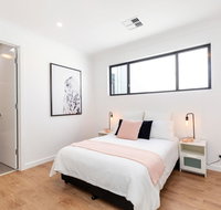 Brand new affordable luxury 3 bedroom 3 bathrooms house close to Adelaide city Chinatown beach Adelaide Airport - Lightning Ridge Tourism