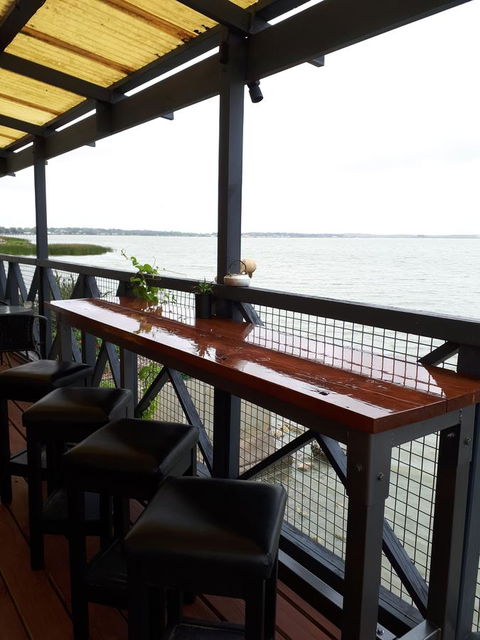 Meningie Waterfront Motel - Lightning Ridge Tourism 40