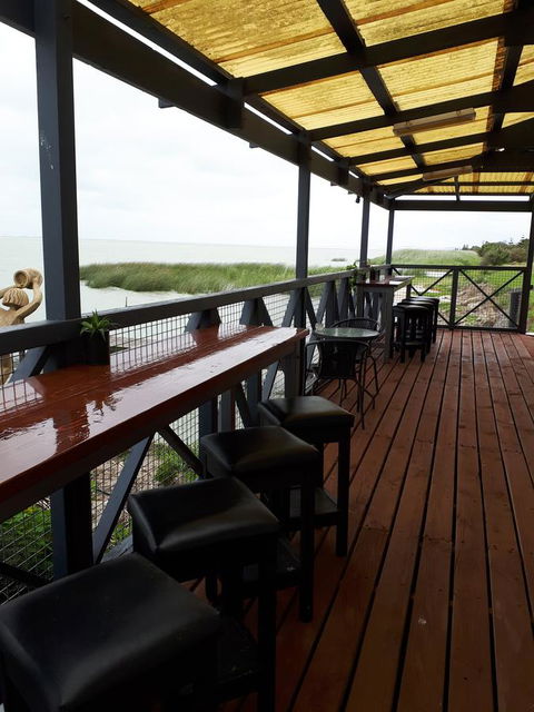 Meningie Waterfront Motel - Lightning Ridge Tourism 41