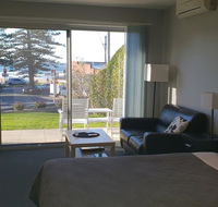 2 Austinmer Studio - Lightning Ridge Tourism