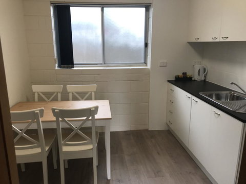 Victor Harbor City Inn - Lightning Ridge Tourism 9