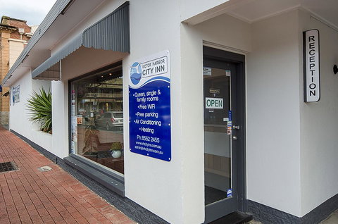 Victor Harbor City Inn - Lightning Ridge Tourism 16