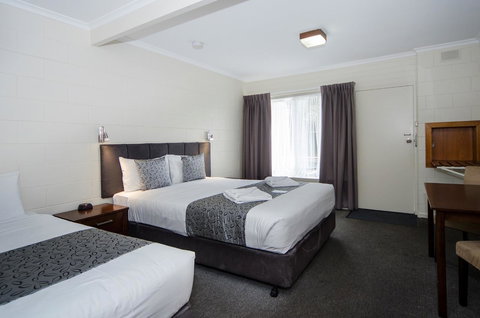 Victor Harbor City Inn - Lightning Ridge Tourism 23