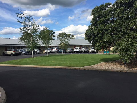 Alexander Cameron Suites - Lightning Ridge Tourism 6