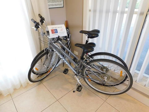 Alexander Cameron Suites - Lightning Ridge Tourism 20
