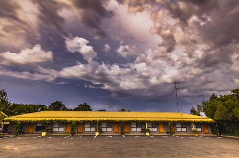Country Roads Motor Inn Naracoorte - Lightning Ridge Tourism 40