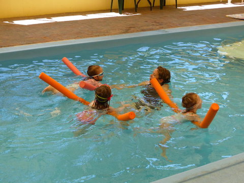 Island Motel Kingscote - Lightning Ridge Tourism 5