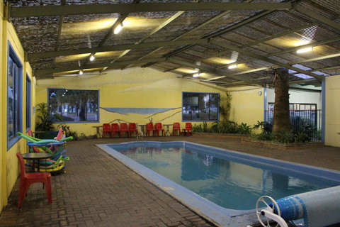 Island Motel Kingscote - Lightning Ridge Tourism 6