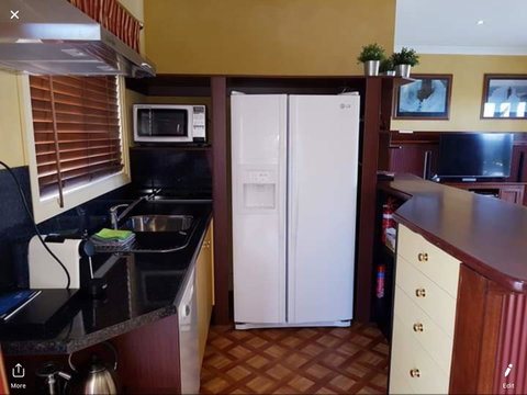 Murrayview Guest House - Lightning Ridge Tourism 5