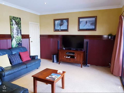 Murrayview Guest House - Lightning Ridge Tourism 6
