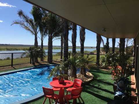 Murrayview Guest House - Lightning Ridge Tourism 12