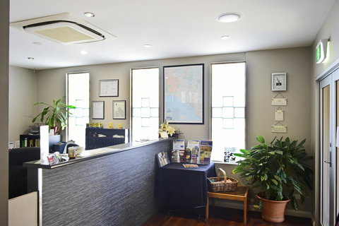 Travelway Motel - Lightning Ridge Tourism 16