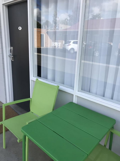 Frewville Motor Inn - Lightning Ridge Tourism 4
