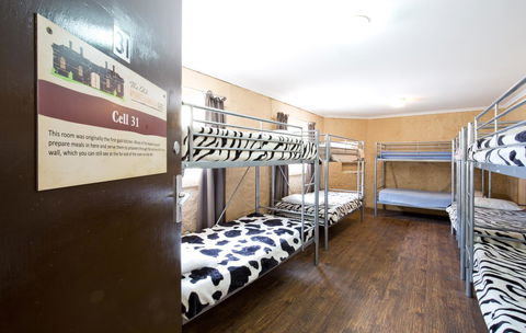 The Old Mount Gambier Gaol - Lightning Ridge Tourism 10