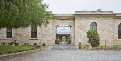 The Old Mount Gambier Gaol - Lightning Ridge Tourism 0