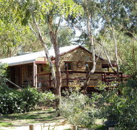 1860 Wine Country Cottages - Lightning Ridge Tourism