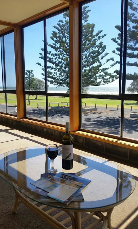 Lacepede Bay Motel - Lightning Ridge Tourism 7