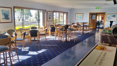 Lacepede Bay Motel - Lightning Ridge Tourism 12