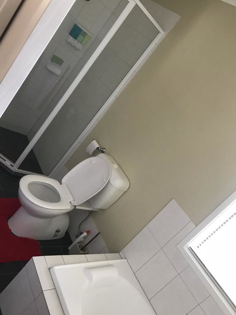 Boomerang Beach House - Lightning Ridge Tourism 1