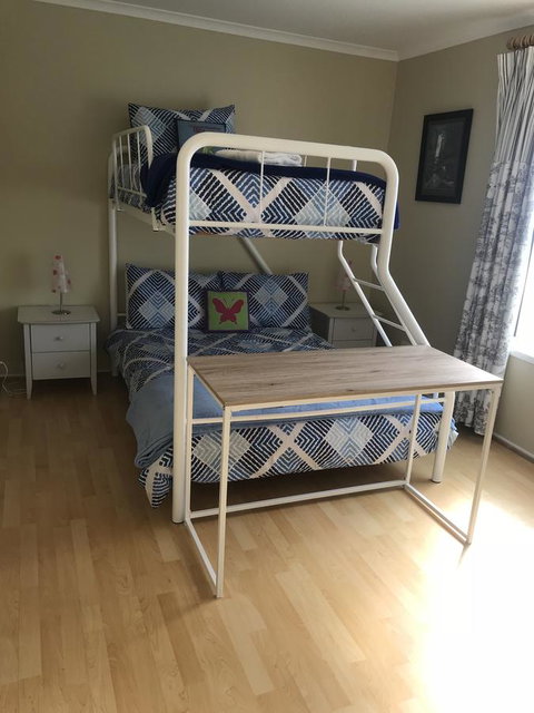 Boomerang Beach House - Lightning Ridge Tourism 2