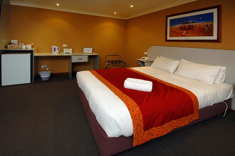 Victoria Hotel Strathalbyn - Lightning Ridge Tourism 17